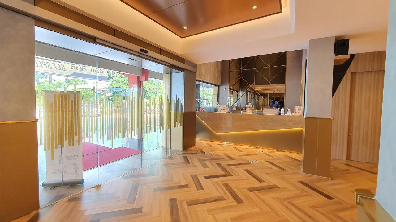 פאלמבאנג Classie Hotel מראה חיצוני תמונה