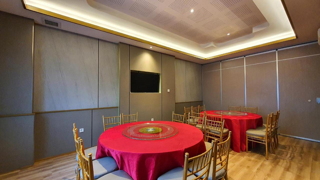 פאלמבאנג Classie Hotel מראה חיצוני תמונה